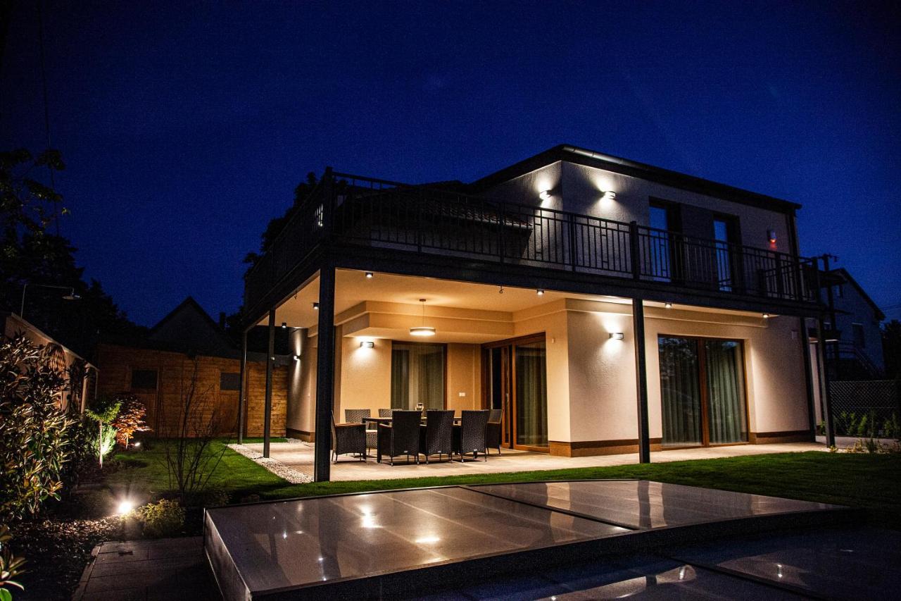 Villa Balaking Zamárdi Exterior foto